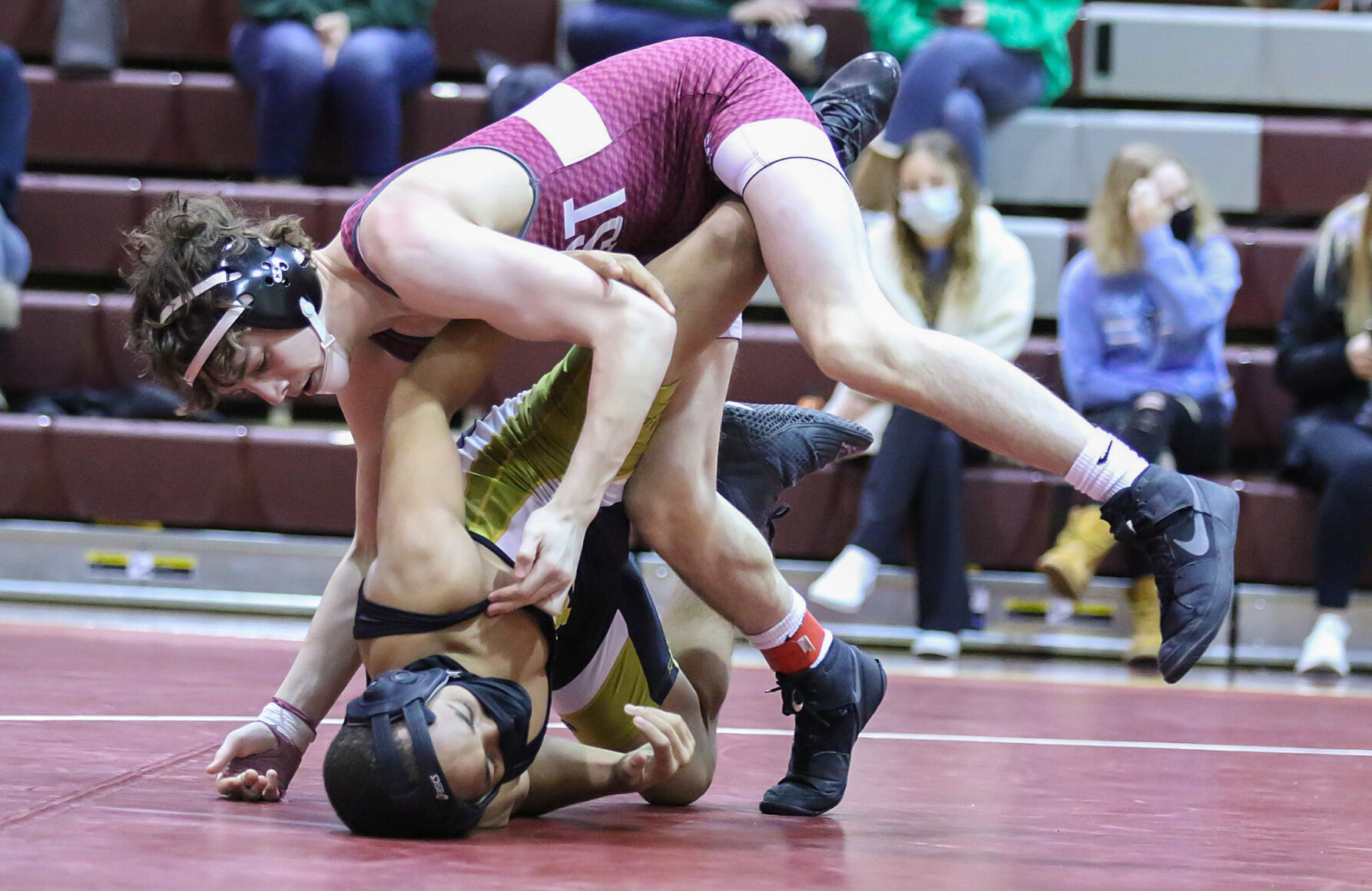 Class 2 District 3 boys wrestling tournament